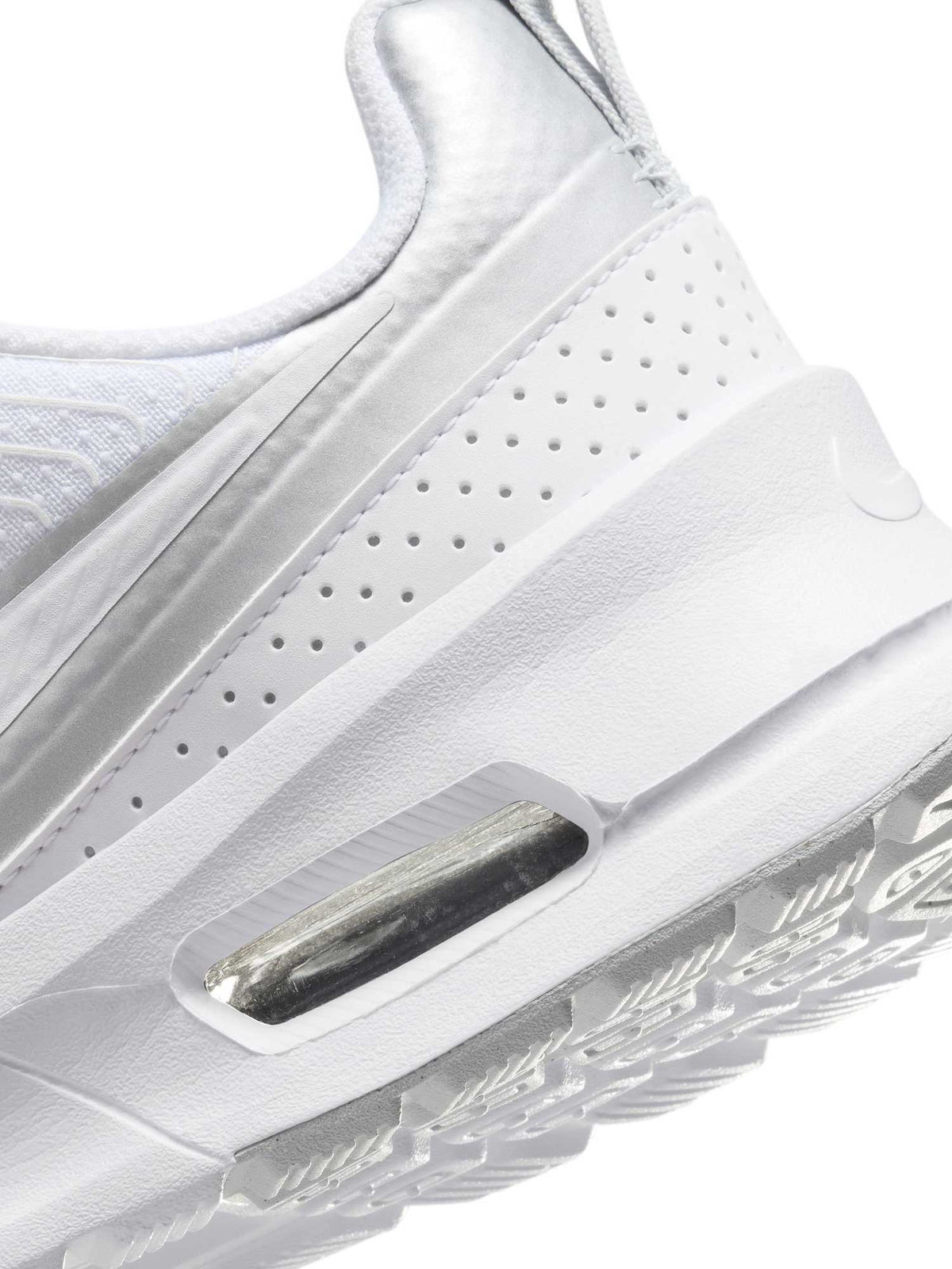 NIKE Обувки W AIR MAX NUAXIS