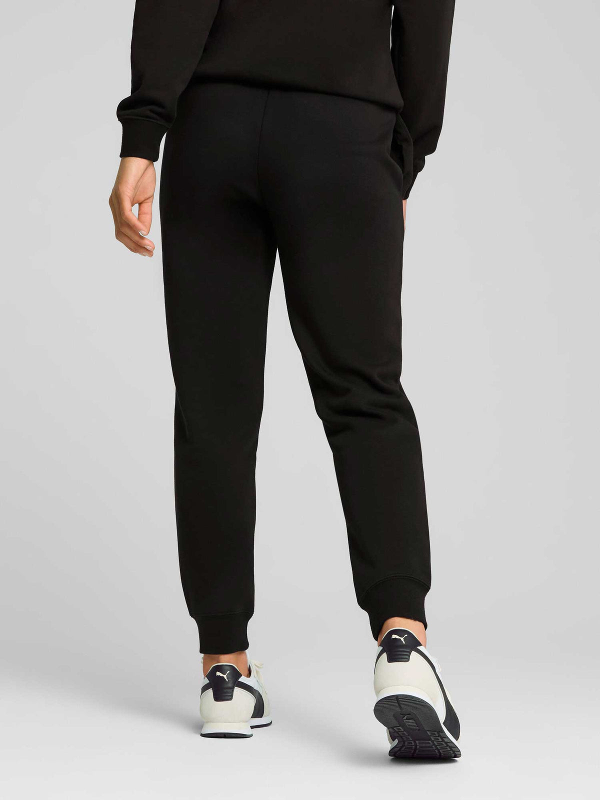 PUMA Спортно долнище ESS Sweatpants FL cl
