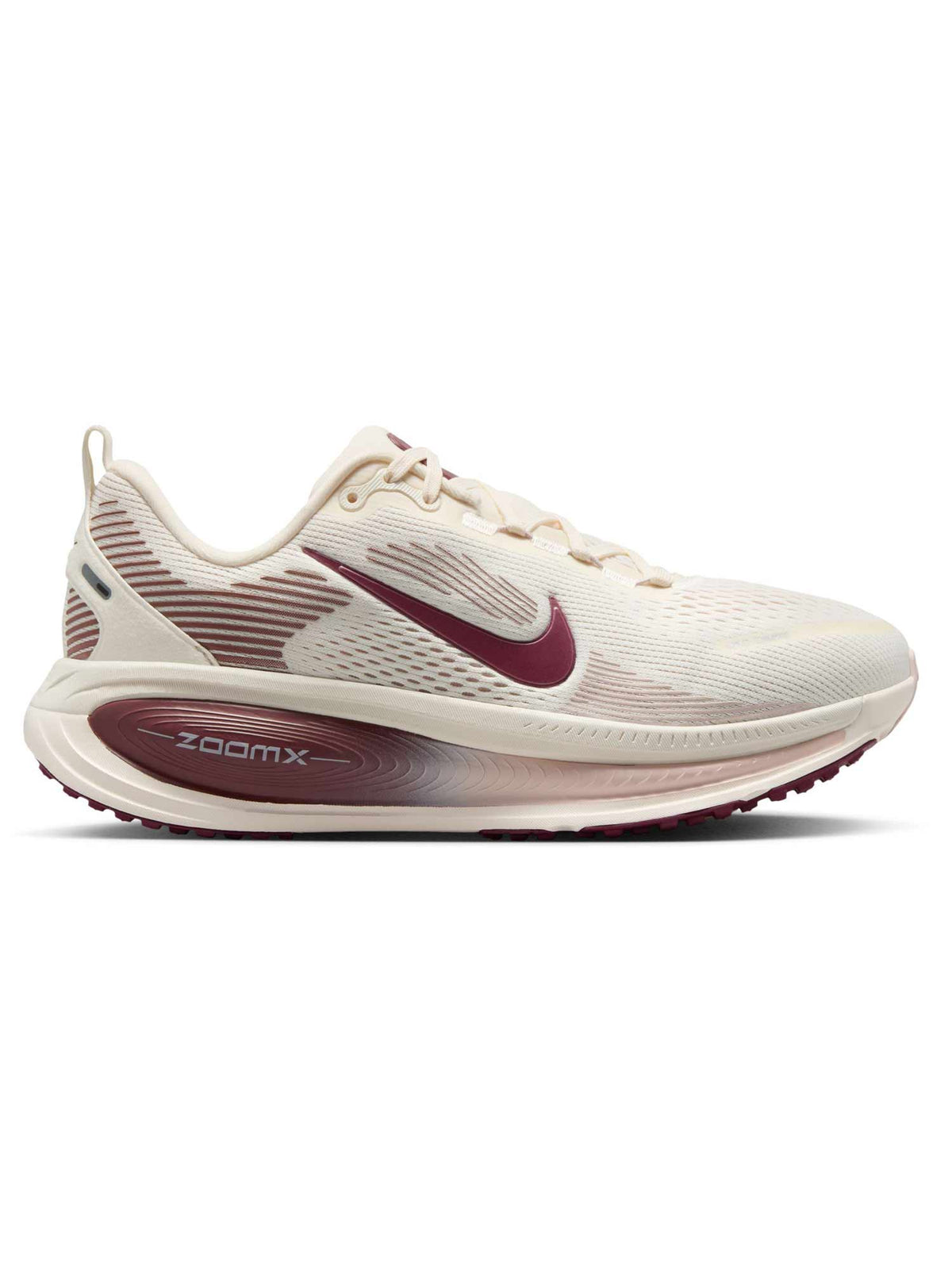 NIKE Обувки W VOMERO 18