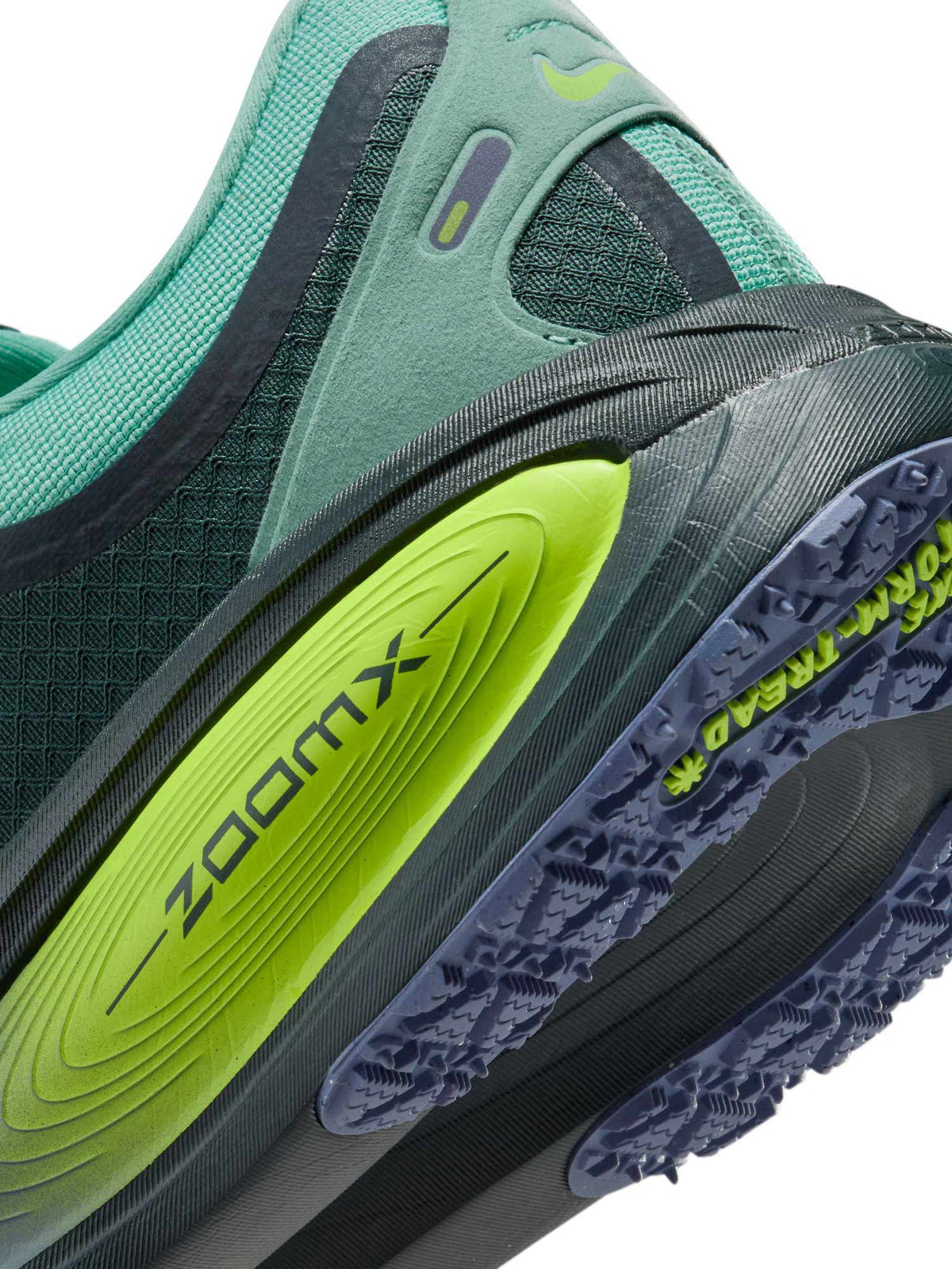 NIKE Обувки VOMERO 18 GTX
