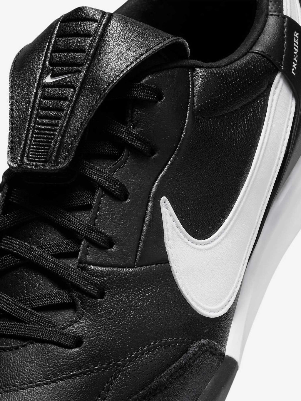 NIKE Обувки THE NIKE PREMIER III TF