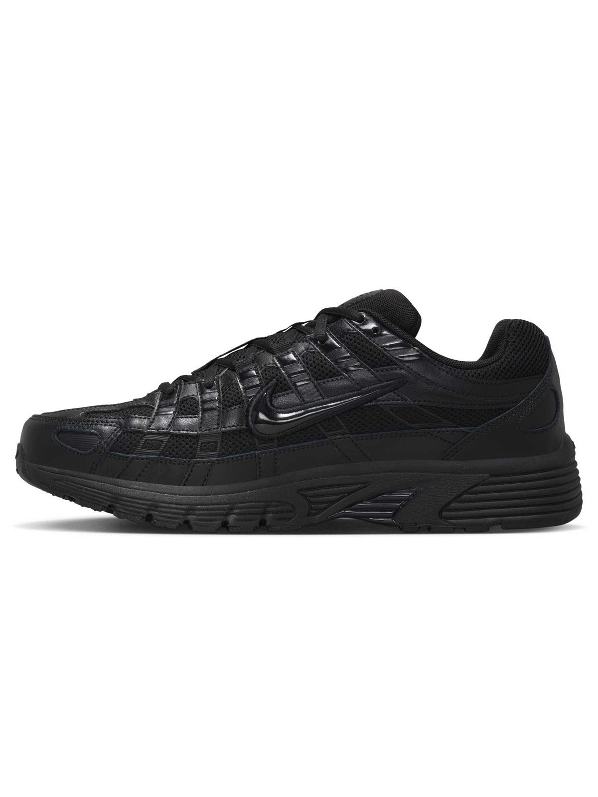 NIKE Обувки P-6000