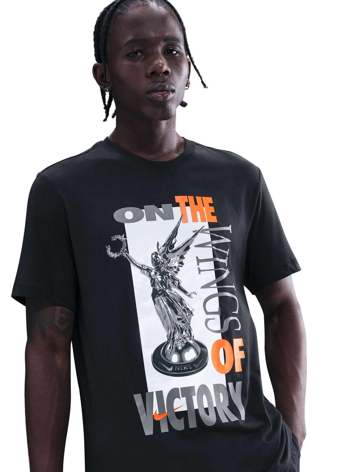 NIKE Тениска U NSW TEE OC GODDNESS PHOTO