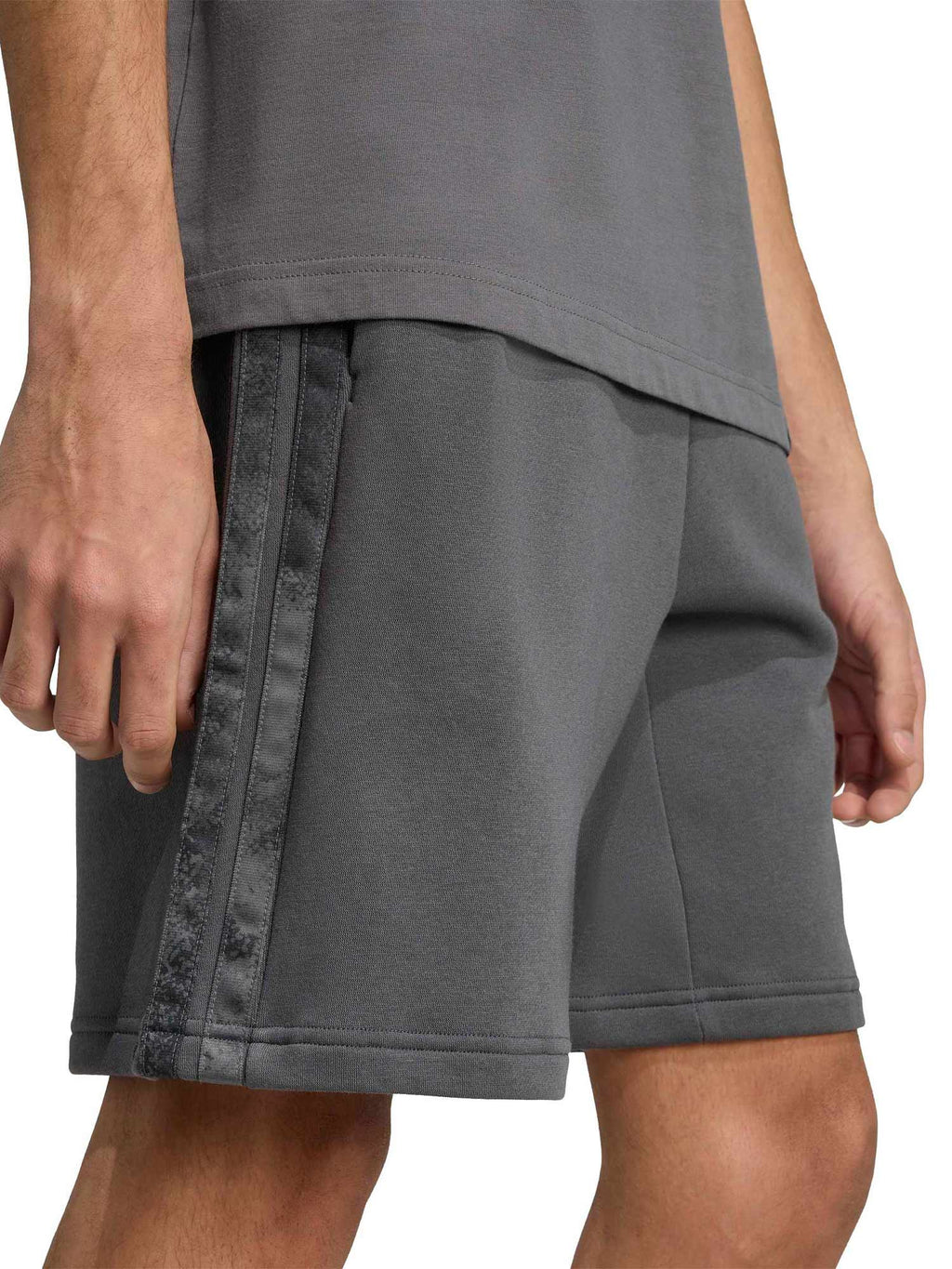ADIDAS SPORTSWEAR Къси панталони AOP Colourblock Short